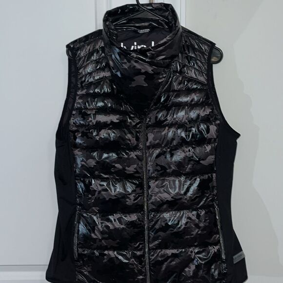 BLACK & Gray Camo Camoflague Calvin Klein performance vest jacket XL women’s - Picture 1 of 9